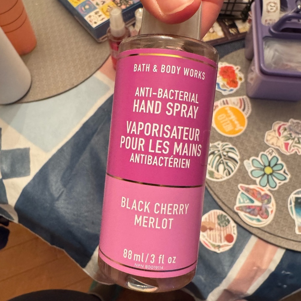 Bath & Body Works Watermelon Lemonade Hand Spray - Red- PRICE is for all !!! - Picture 4 of 4